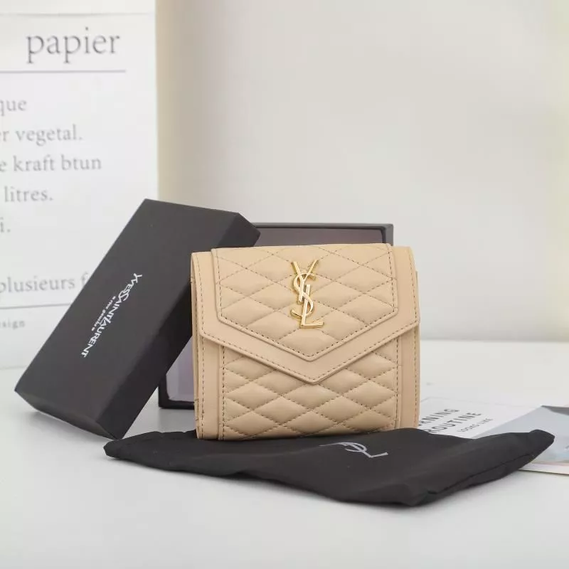 CHEAP Saint Laurent Small Gaby Trifold Wallet In Quilted Lambskin Apricot Gold 0118