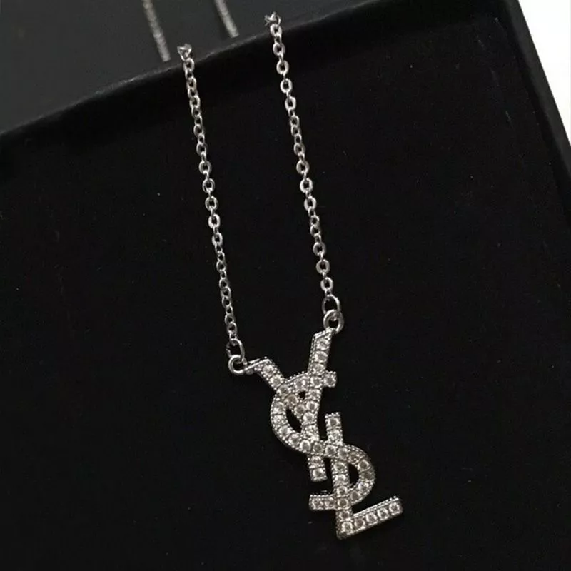 Saint Laurent Opyum Pendant Necklace In Metal and Crystal Silver 0112